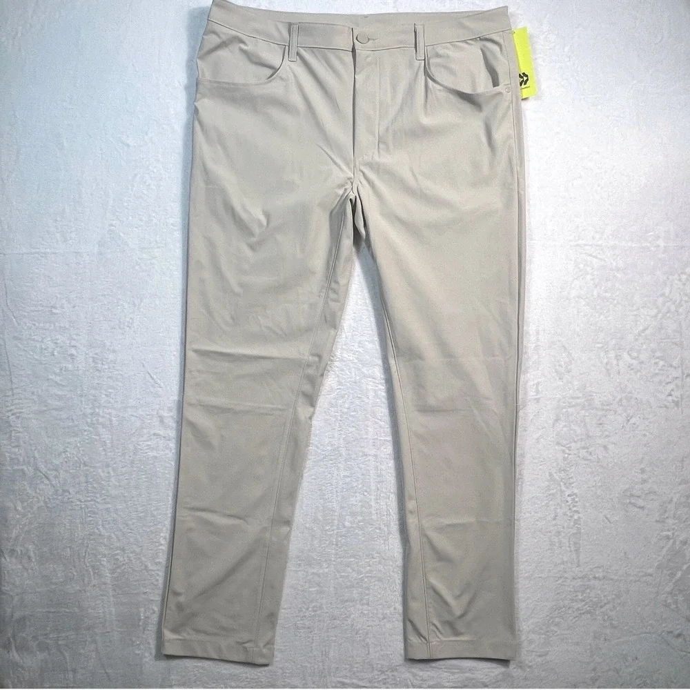 All in Motion Mens Golf Pants Stone Beige Stretch 5-Pocket 40x32 NEW